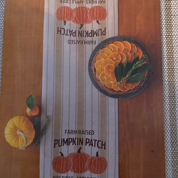 Pumpkin Patch Table Runner. NWT. - Picture 3 of 5